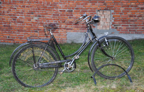 Die Adler Damenrad-Version.   Hannes Denzel, Oldtimermuseum Altmnster am Traunsee